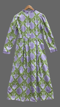 Load image into Gallery viewer, 1970’s Cotton Maxi Dress